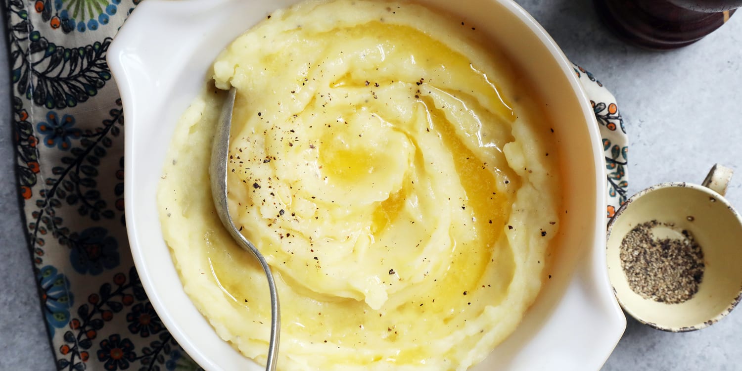 Make impossibly fluffy mashed potatoes using this secret ingredient