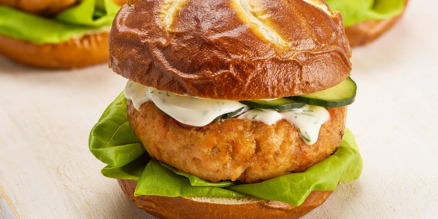 Al Roker serves salmon burgers with herby mayo on pretzel buns