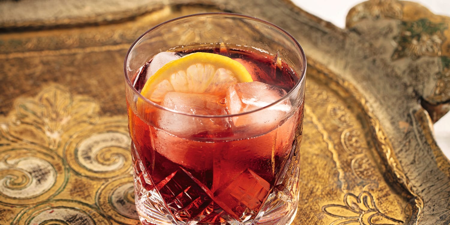 Queen Elizabeth's favorite cocktail was a gin and Dubonnet: Get the recipe