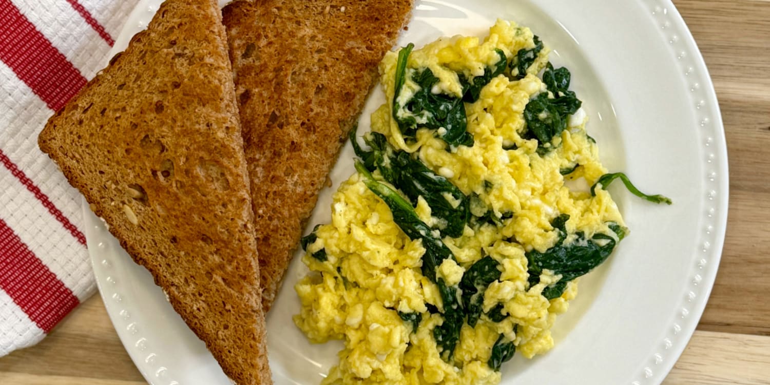 High-Protein Scrambled Eggs with Cottage Cheese-image
