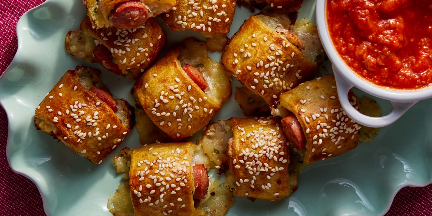 Savannah combines garlic bread with pigs in a blanket for the 'perfect' finger food