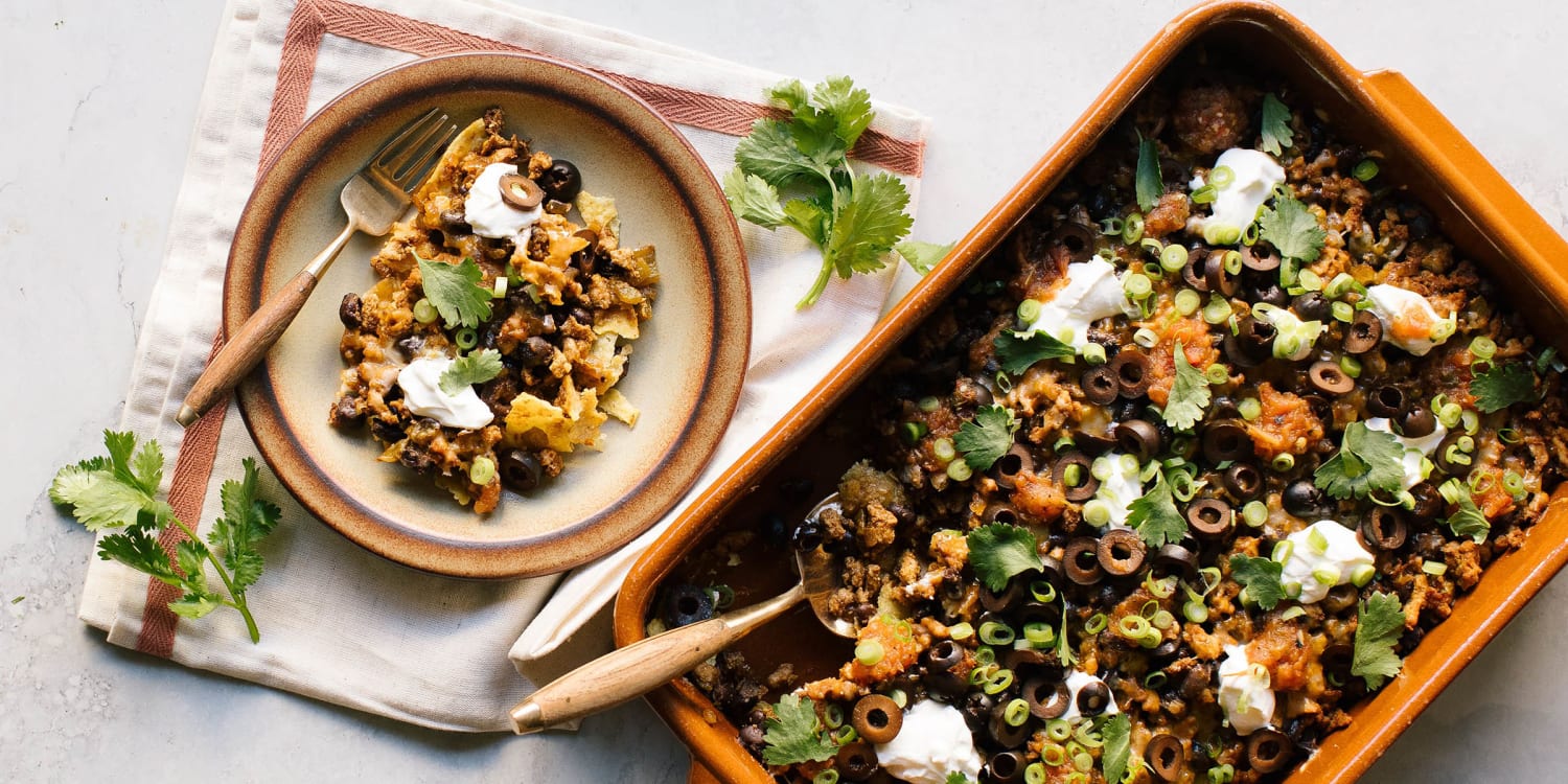 Want a light and healthy dinner tonight? Make a turkey taco casserole