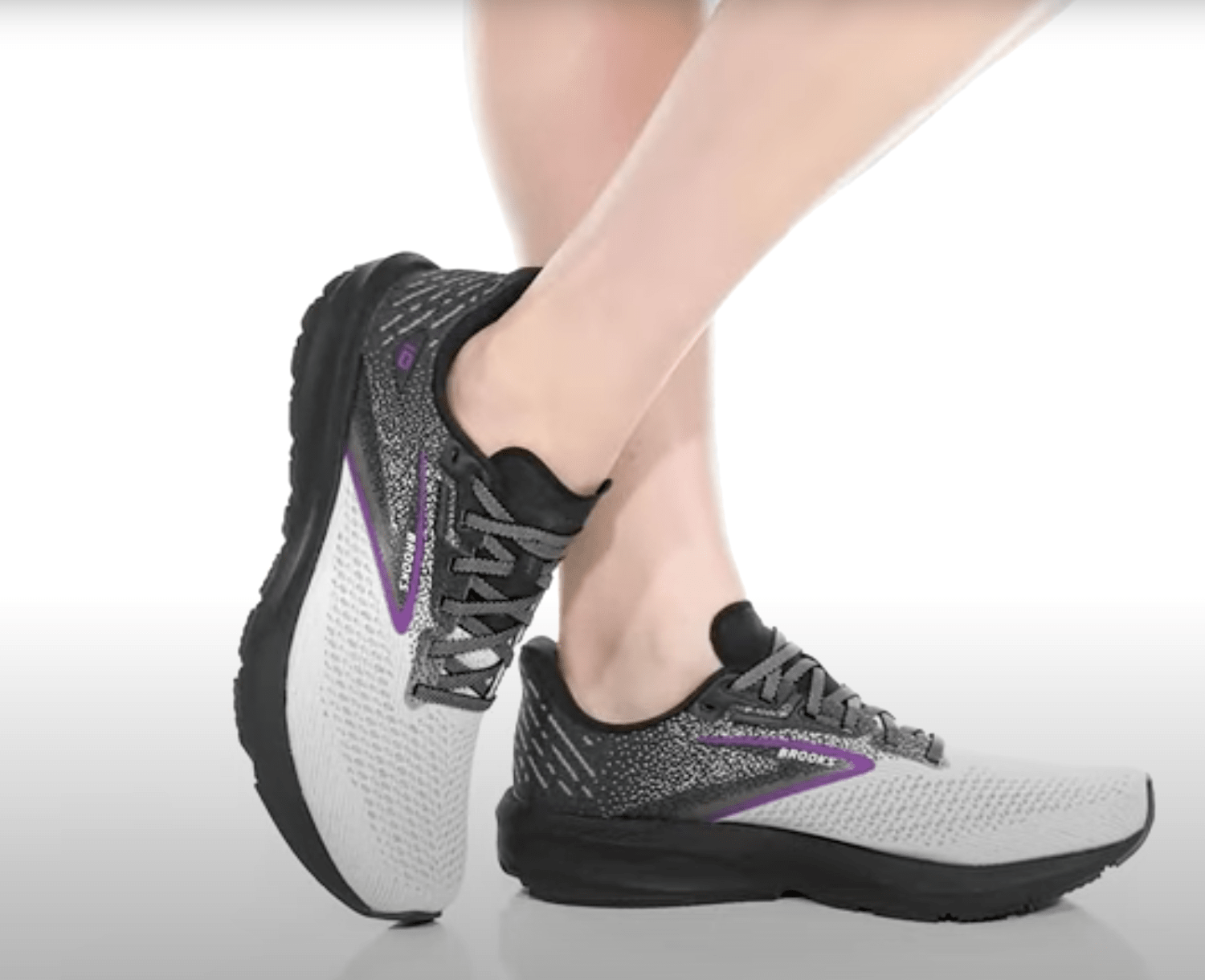 Best women's brooks running shoes hotsell