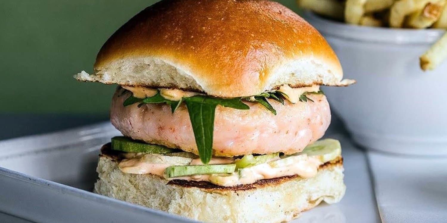Jean-Georges' Shrimp Burgers Are Topped With Spicy Mayo