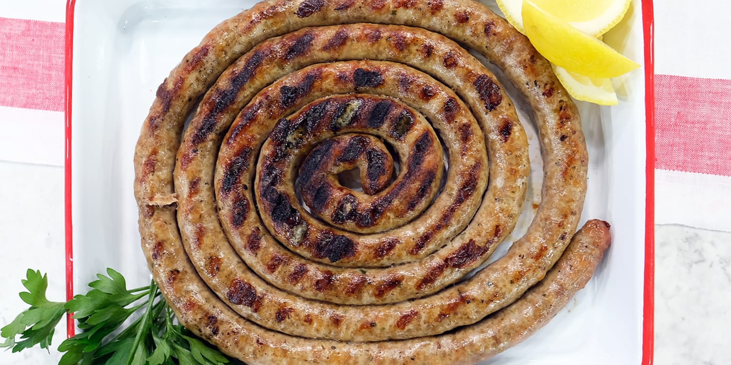 Serve Italian Ring Sausage to Impress Your Cookout Guests