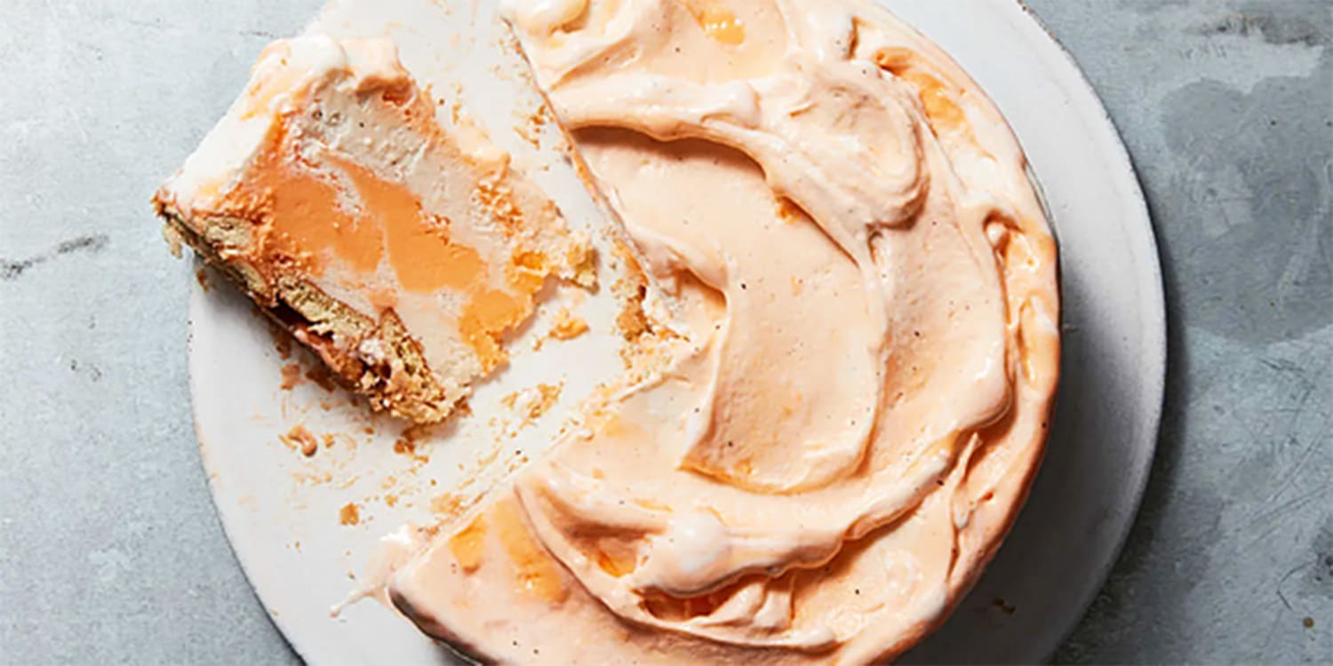 This Easy Ice Cream Cake Tastes Just Like an Orange Creamsicle