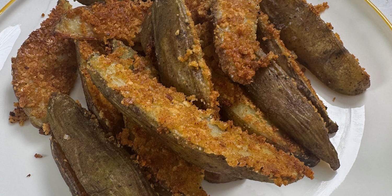 How to Make Crispy, Cheesy Fries in the Oven