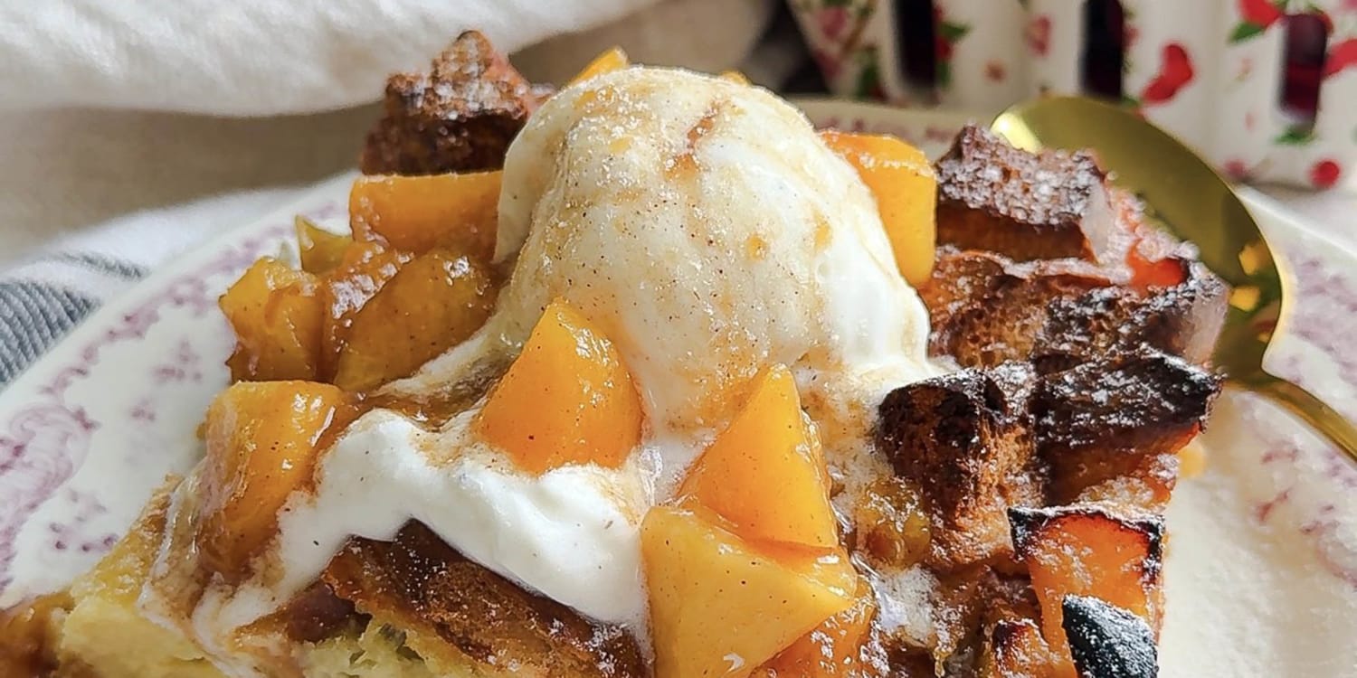 Celebrate Summer Peaches With a Bread Pudding and Cobbler Mashup