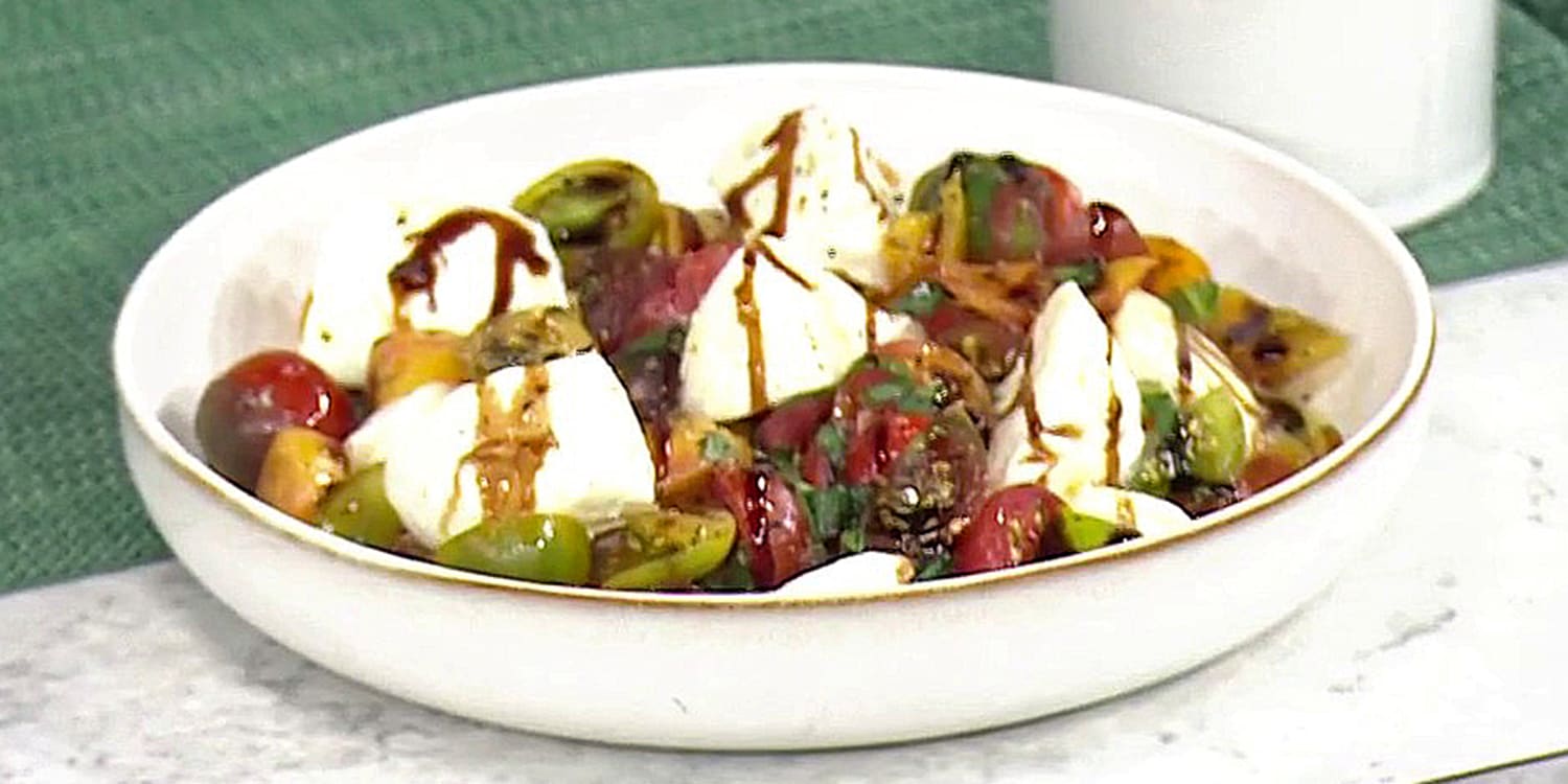 Take Your Caprese Salad to the Next Level With Homemade Pesto