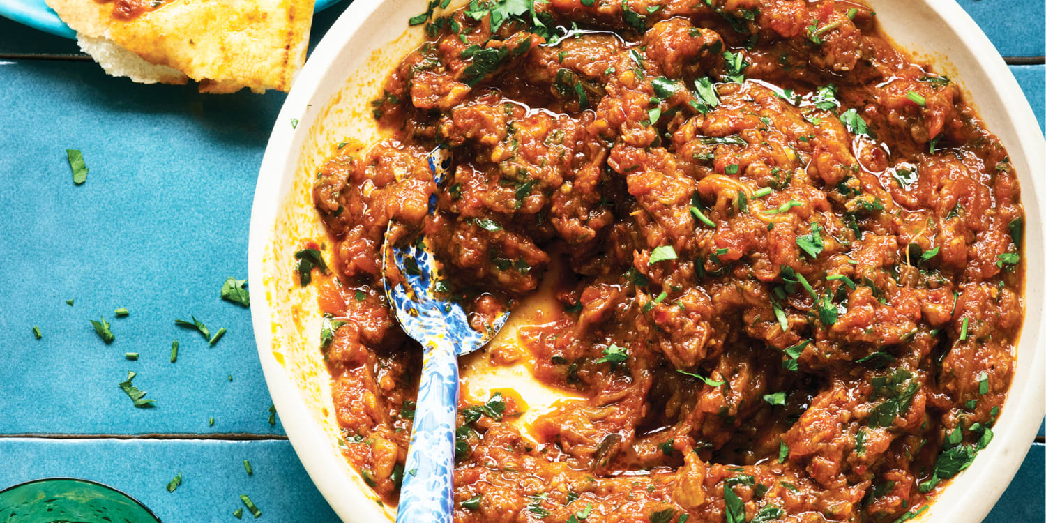 This Smoky Eggplant and Tomato Dip Will Be the Star of Your Mezze Spread