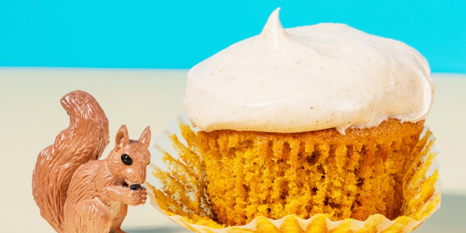 Welcome Fall With Cinnamon Icing-Topped Pumpkin Muffins