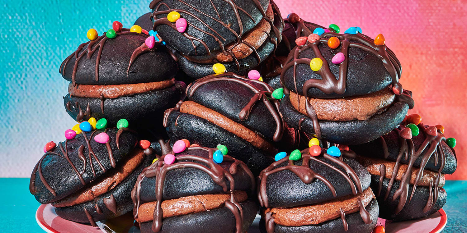 These Fudgy Whoopie Pies Are Inspired by Classic Bodega Brownies