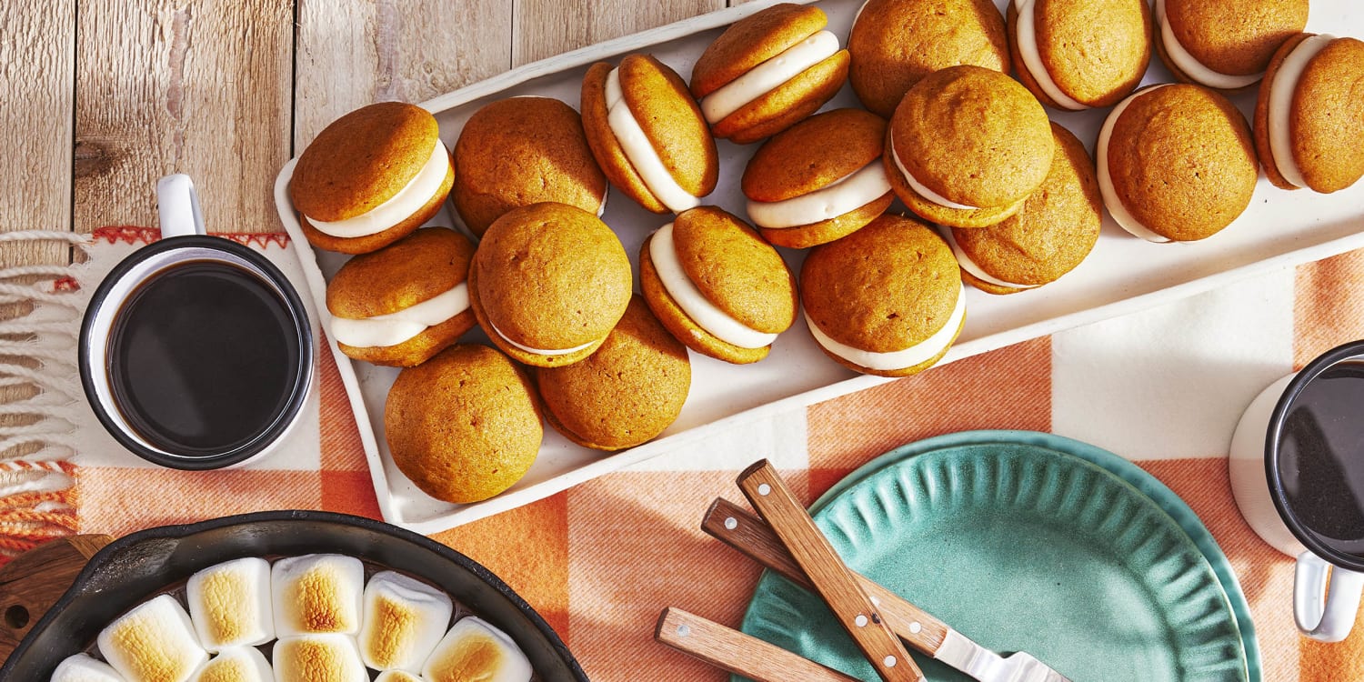 Welcome Fall With Pumpkin Whoopie Pies