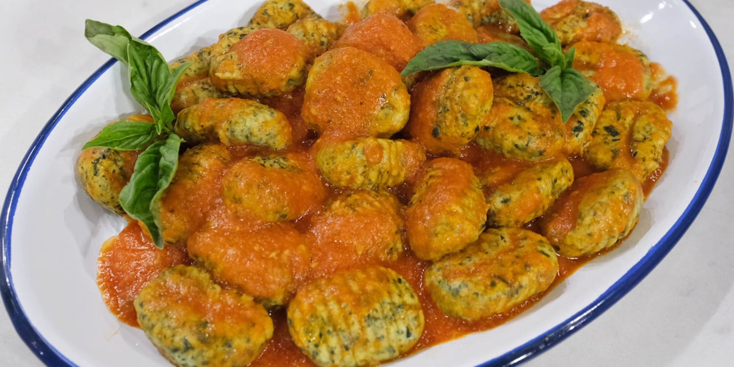 Pair Homemade Spinach Gnocchi With Fresh Tomato Sauce