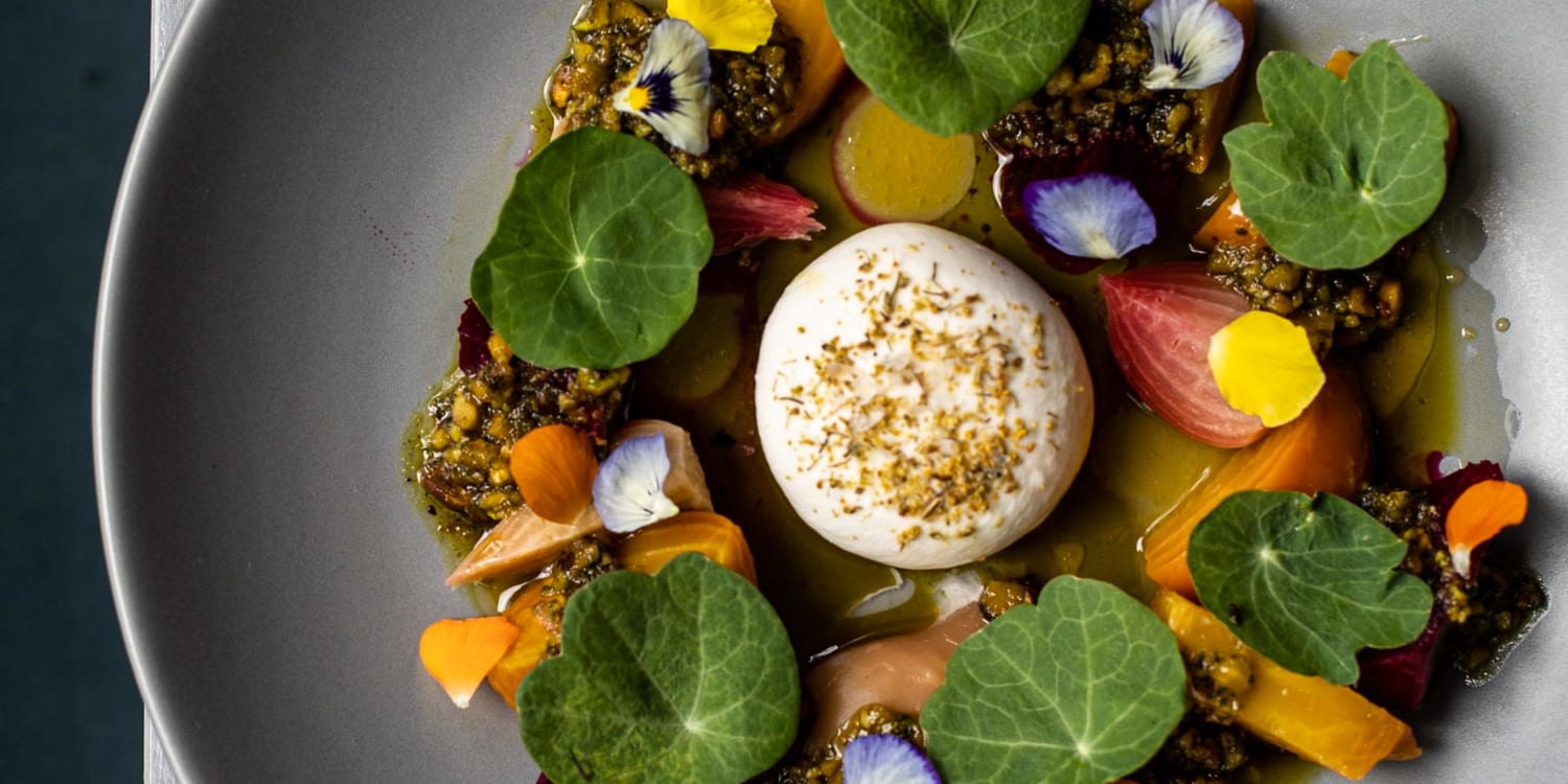 This Beet and Burrata Salad Is an Elegant, Earthy Appetizer
