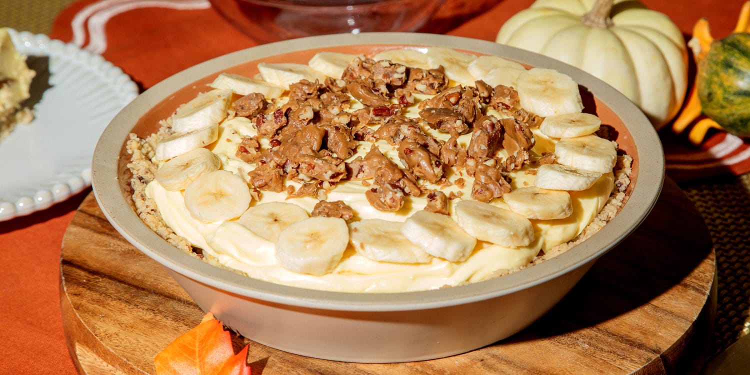 Make This Banana Pudding Icebox Pie Ahead of Thanksgiving and Thank Yourself Later