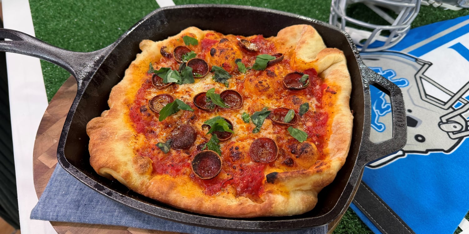 Cast Iron Skillet Pizza-image