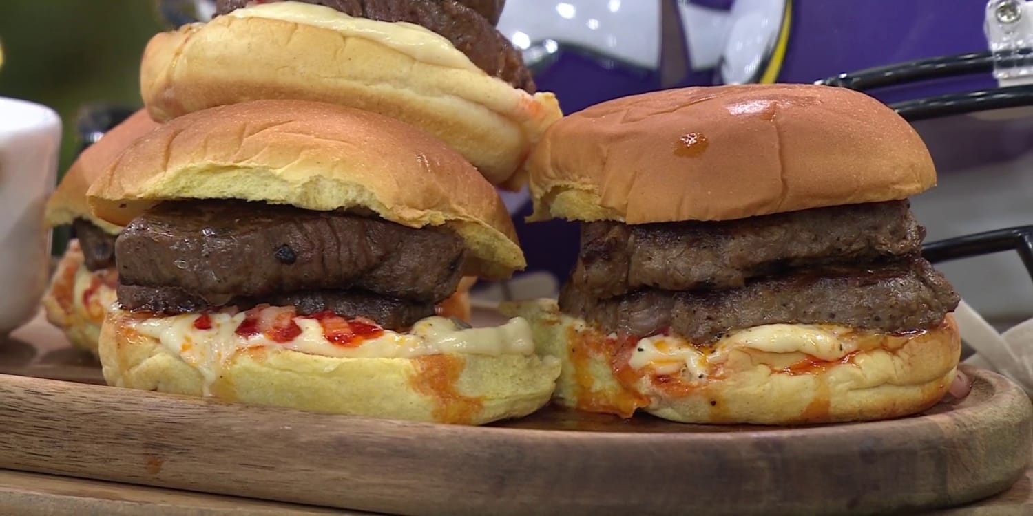 Fancify Sliders With Filet Mignon and Molten Cheese