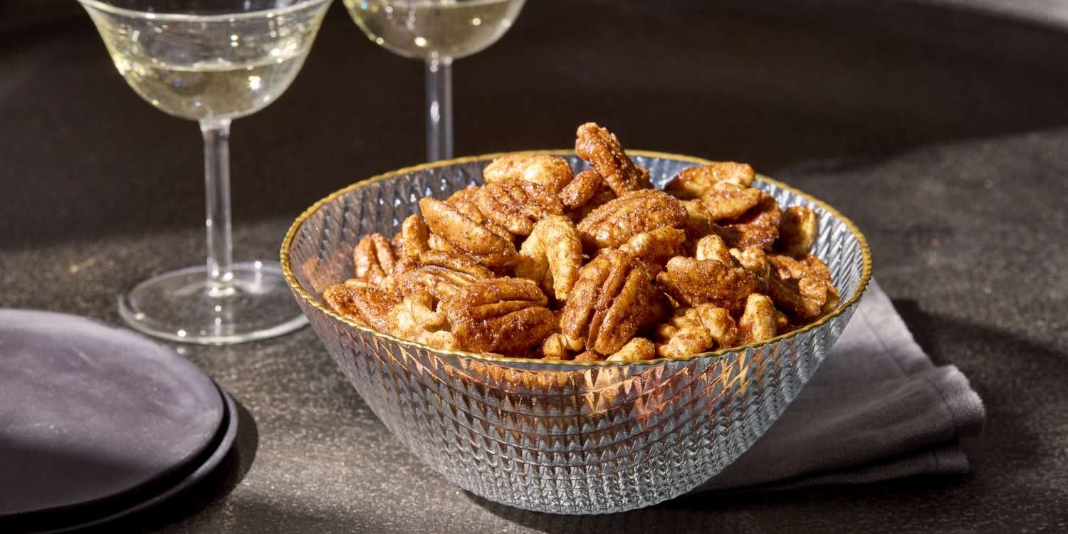 Martha Stewart's Spiced Nuts Are the Perfect Party Snack