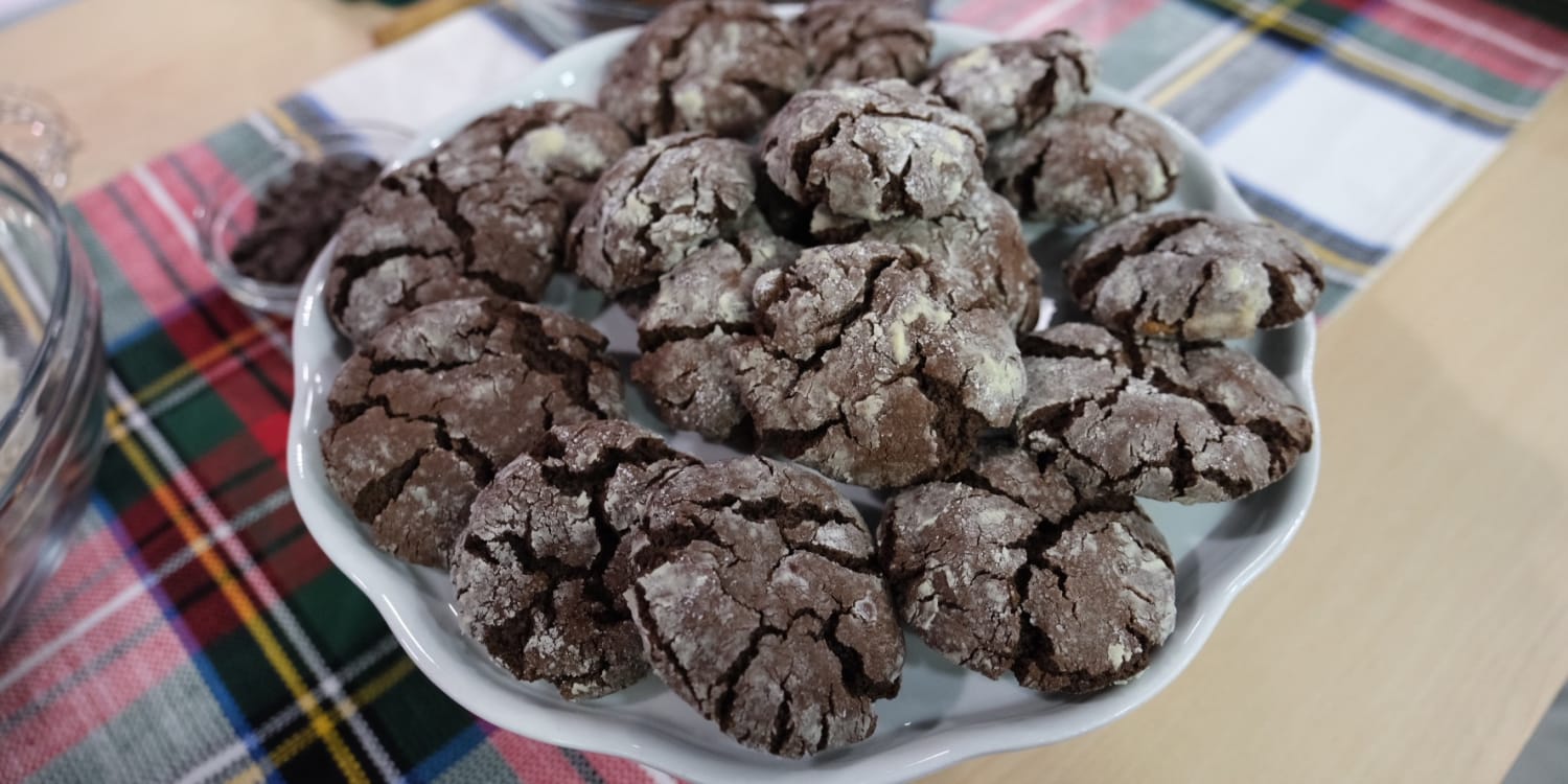 Duff Goldman's Chocolate Crinkle Cookies Will Win Your Cookie Swap