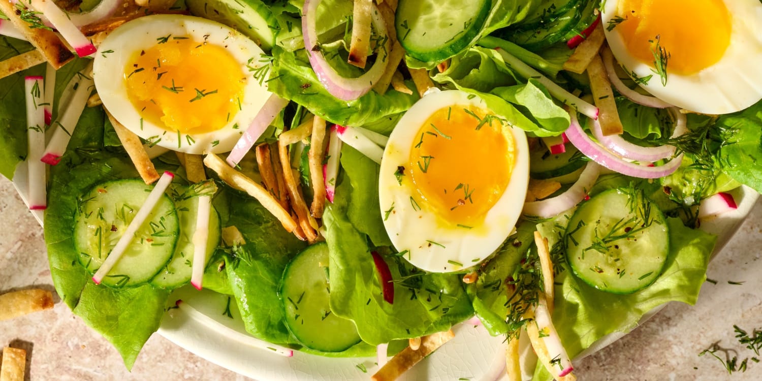 This Steakhouse-Style Salad Belongs in Your Rotation