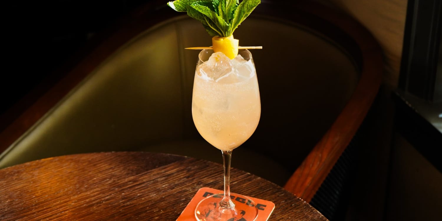 This Spritz Cocktail Was Inspired by 'SNL' Alum Jan Hooks
