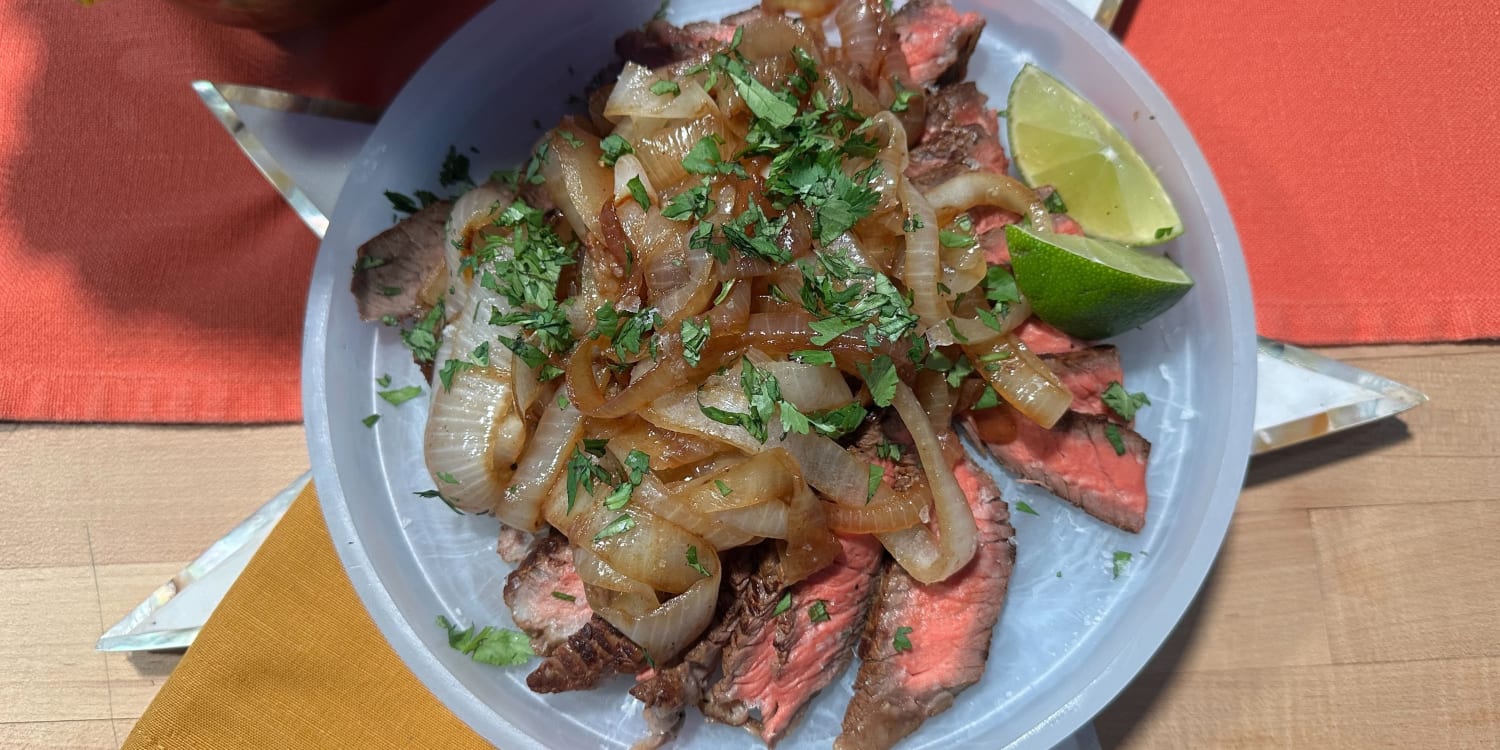 Bistec Encebollado (Puerto Rican Steak and Onions) Is a Quick and Hearty Dinner
