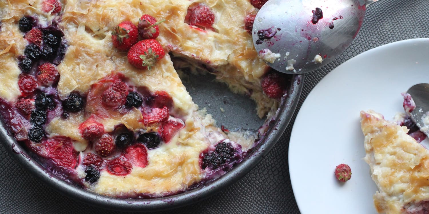 This Berry Bread Pudding Is an Impressive Last-Minute Dessert