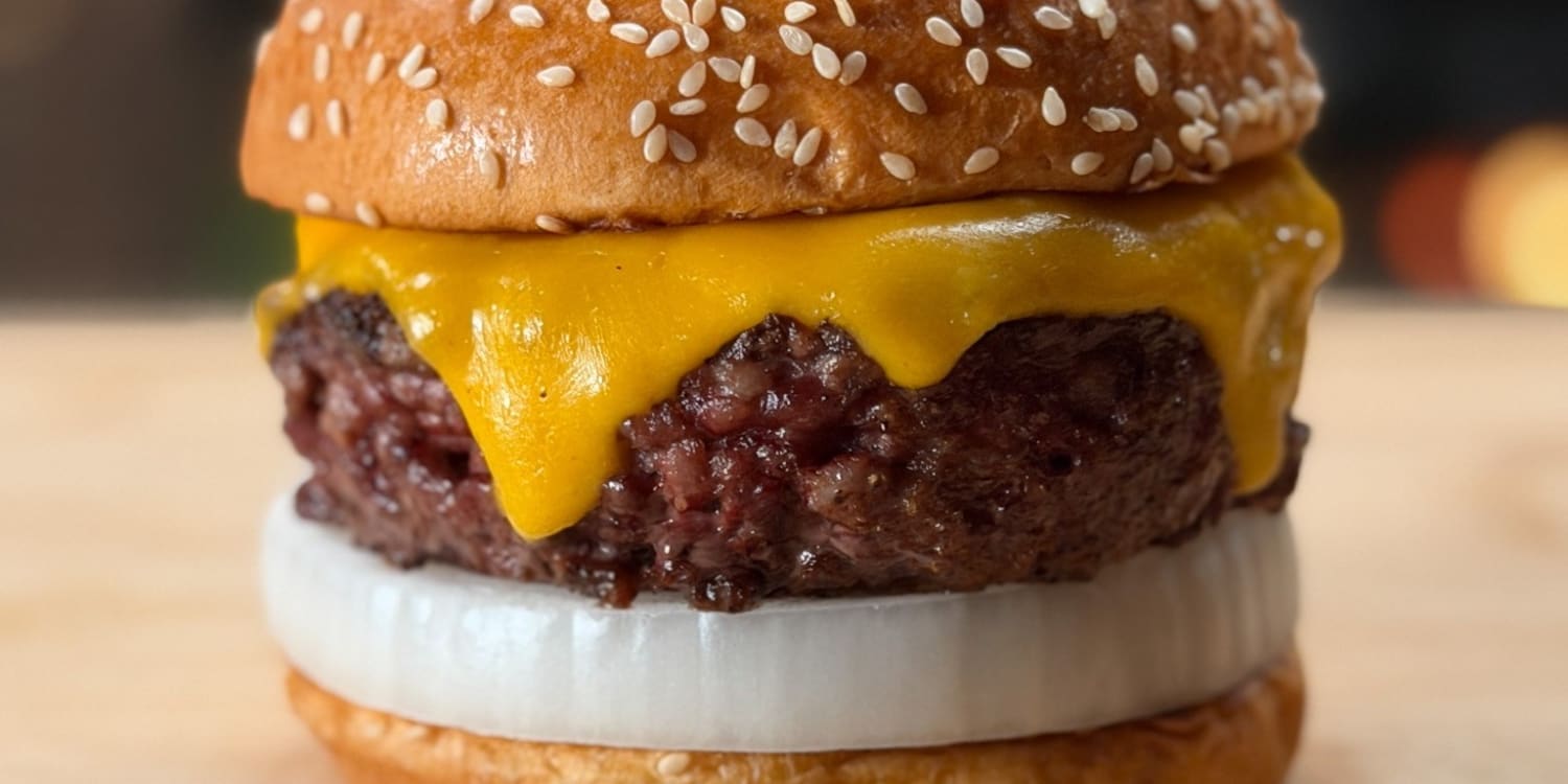 Blend Two Top-Quality Steak Cuts to Make the Best Burger Ever