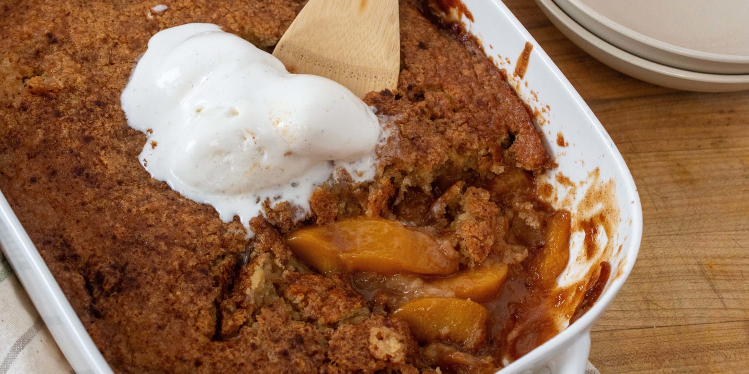 This Peach Cobbler Is Pure Southern Comfort