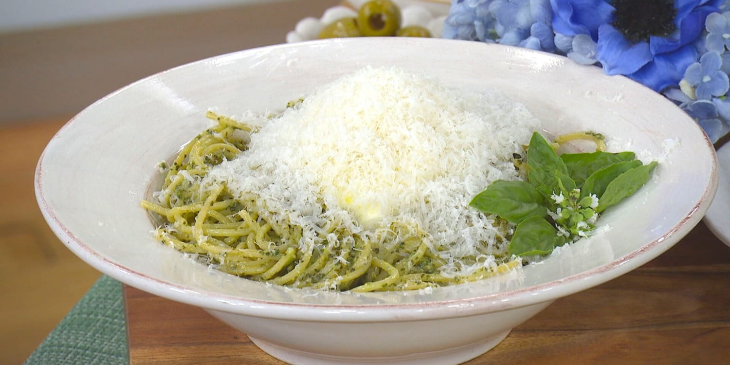 Pesto Pasta Gets Extra-Creamy With Fresh Stracciatella
