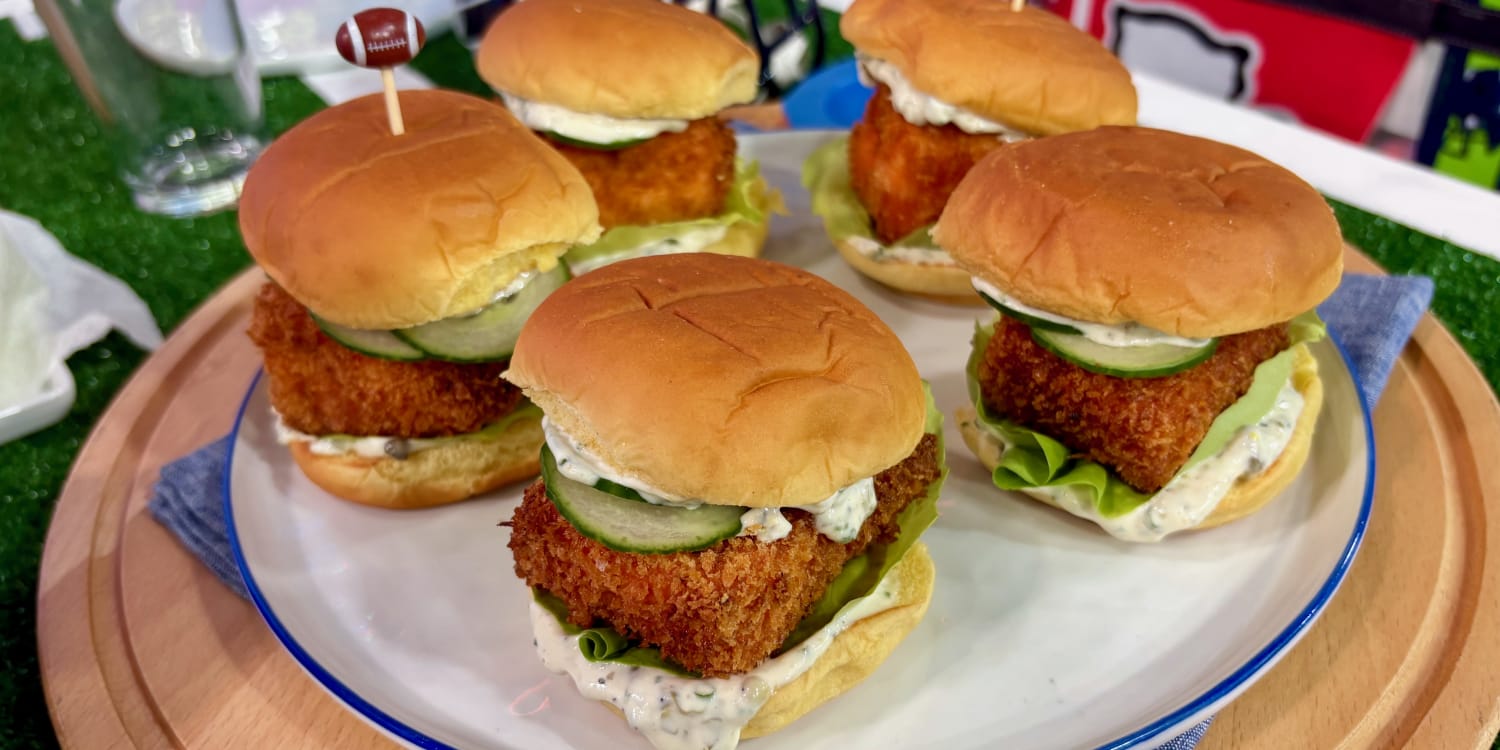 These Crispy Salmon Sliders Will Brighten Up Your Tailgate