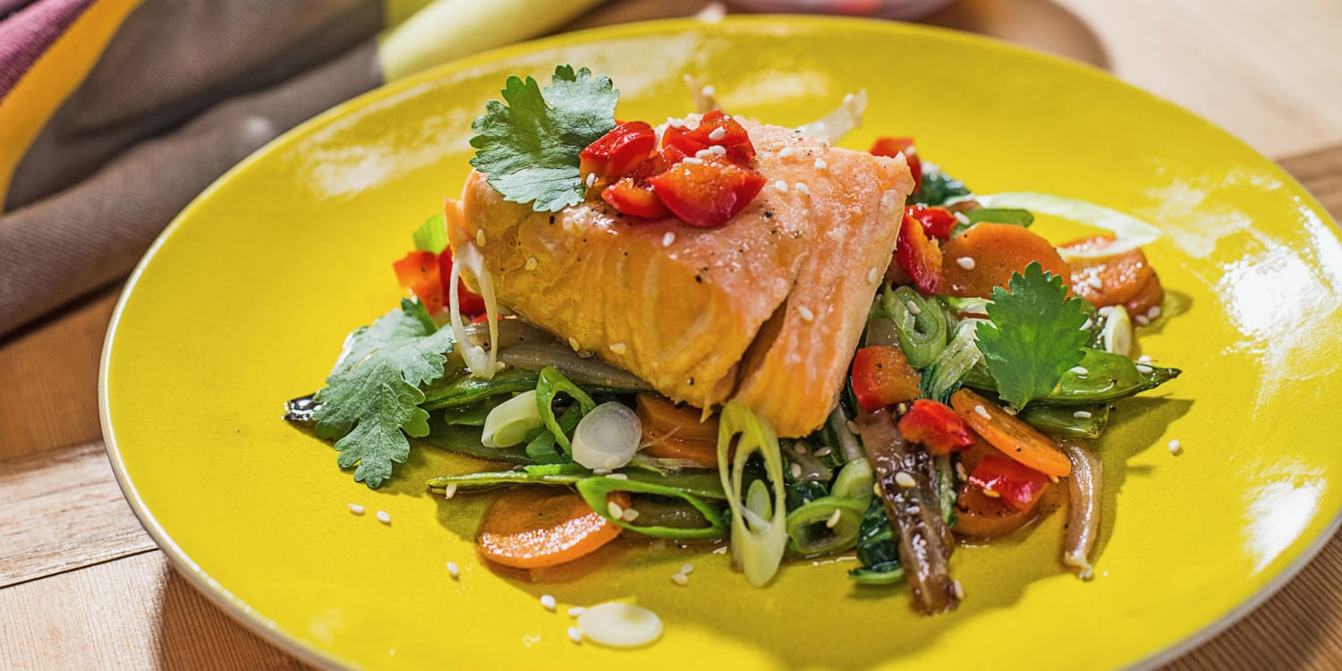 This Salmon and Vegetable 'Stir-Fry Cheat Sheet' Makes an Easy Family Dinner