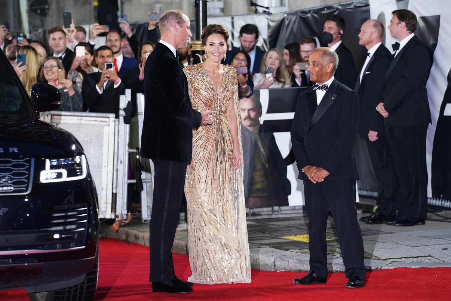 James Bond has No Time To Die as 007 climbs London eye ahead of tonight's  film premiere - CityAM