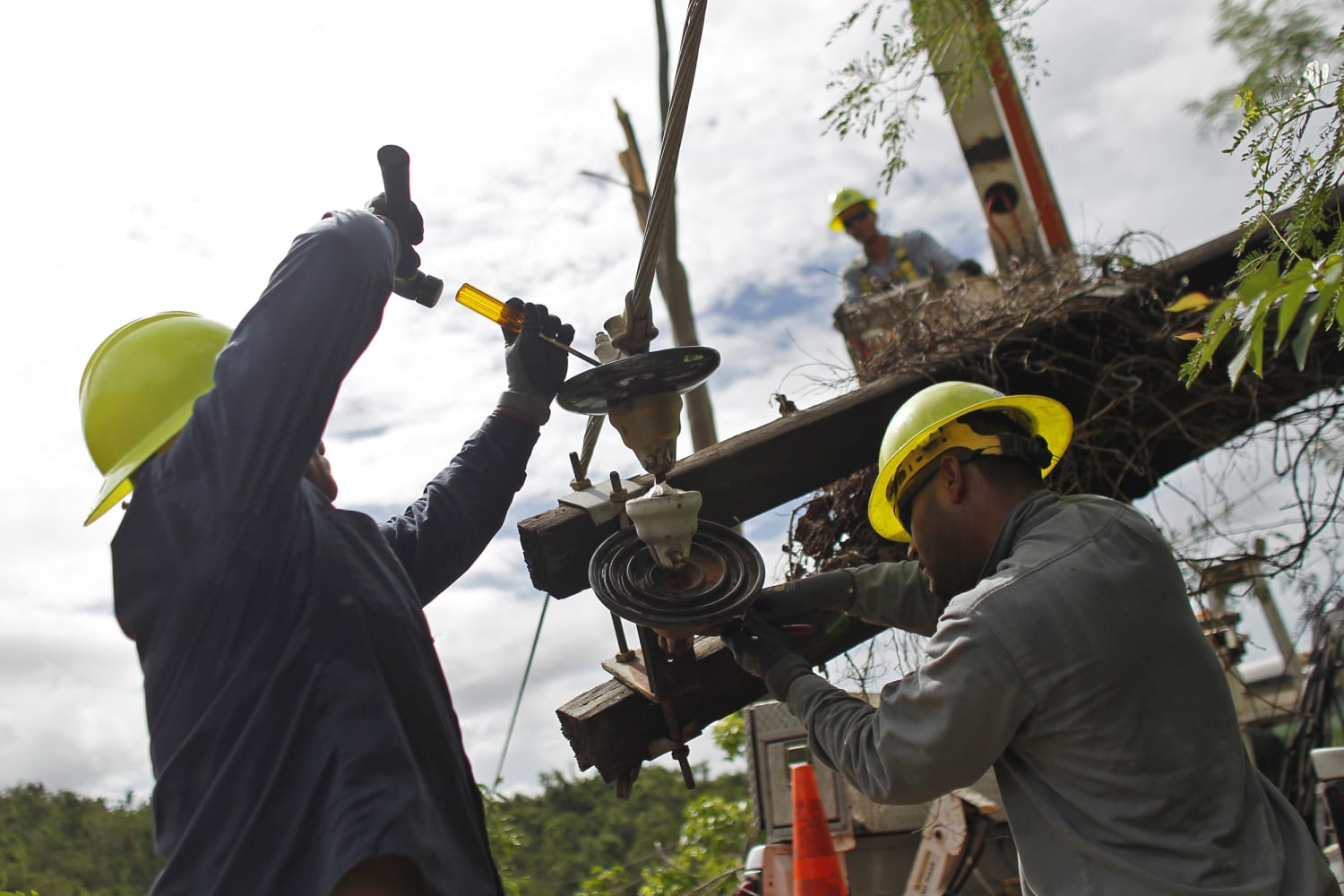 211001-Puerto-Rico-Power-Authority-al-14