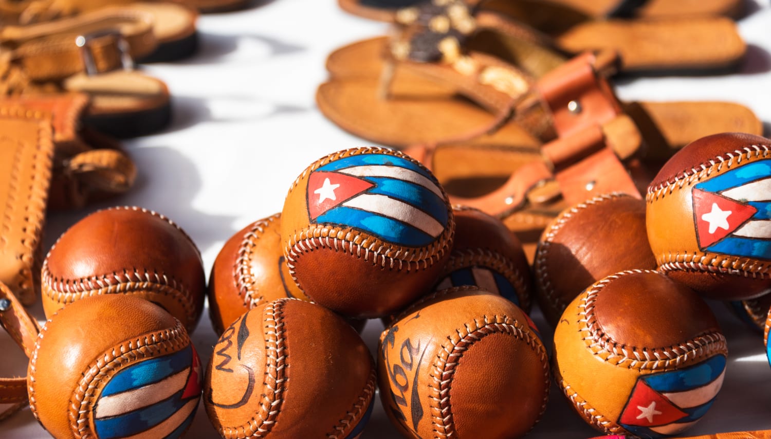 Three generations of baseball connect in Cuba