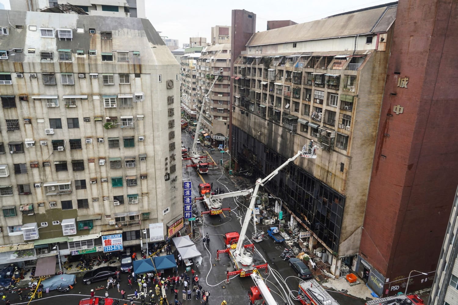 Twenty-seven feared dead after mine blaze in Peru - Taipei Times