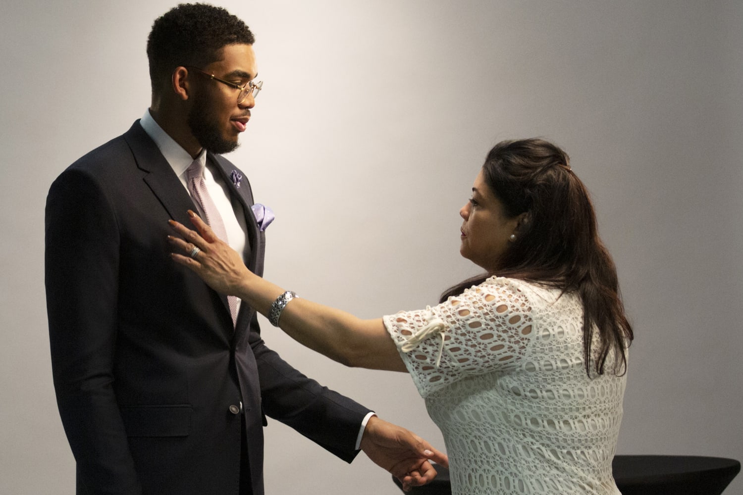 Karl-Anthony Towns shares emotional Mother's Day embrace with