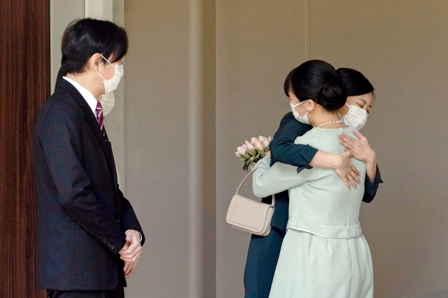 APJapans Princess Mako marries commoner