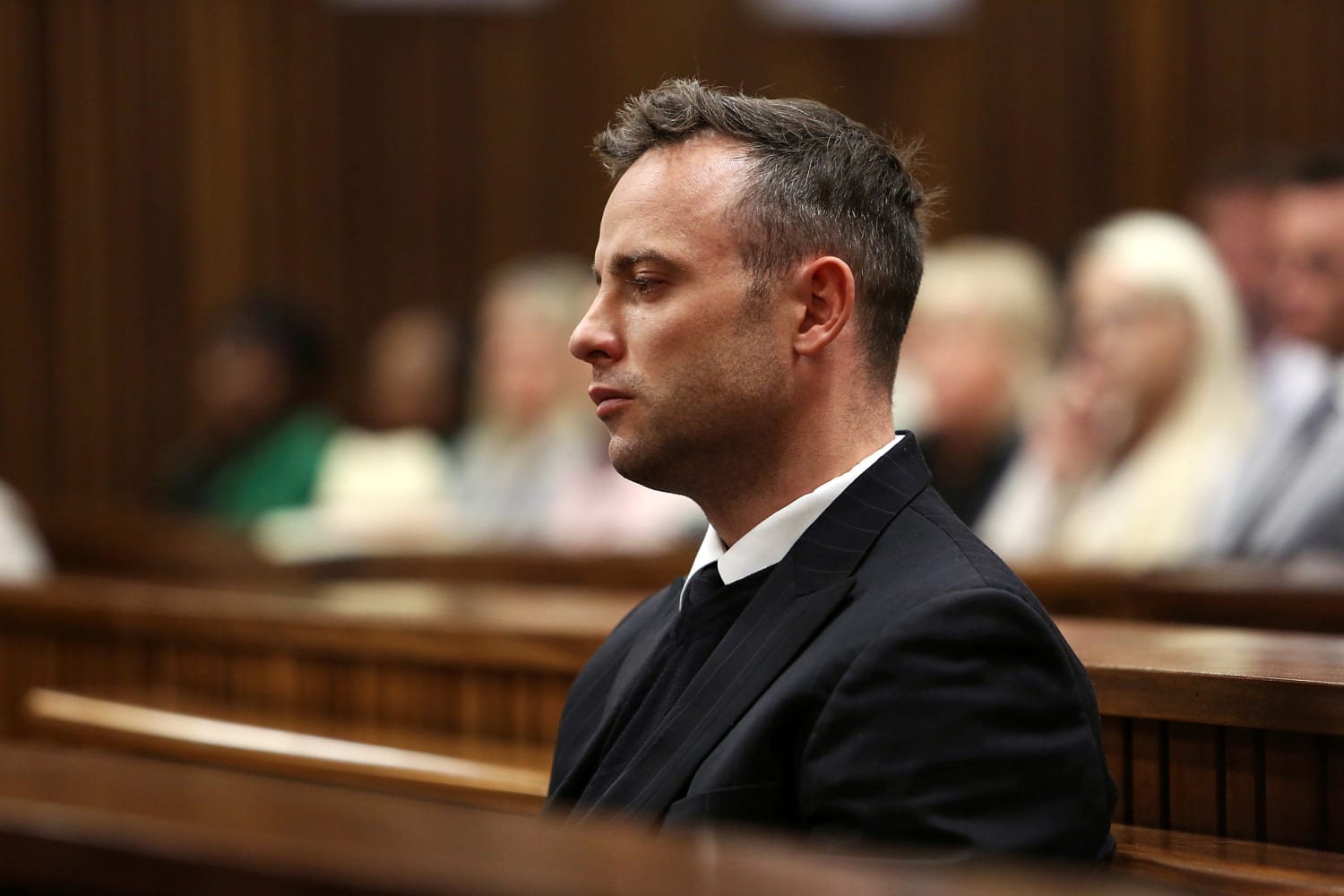 Oscar Pistorius up for parole, but he must meet with parents of girlfriend he killed