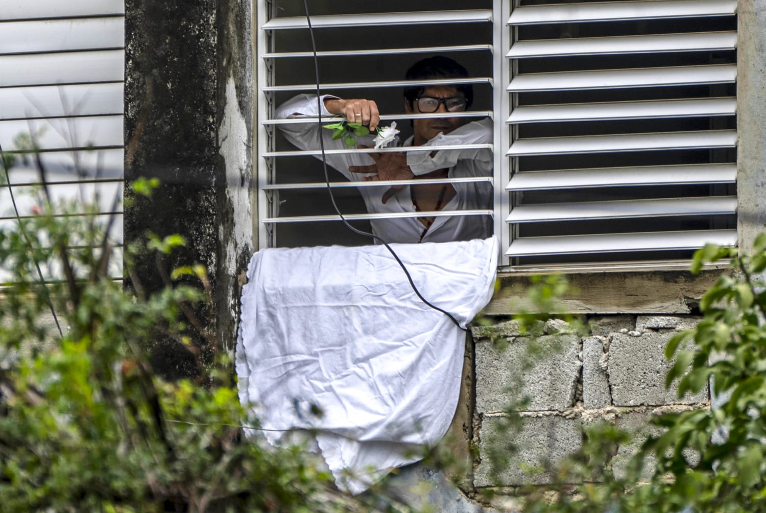 Standoff between Cuban government and activists begins ahead of march