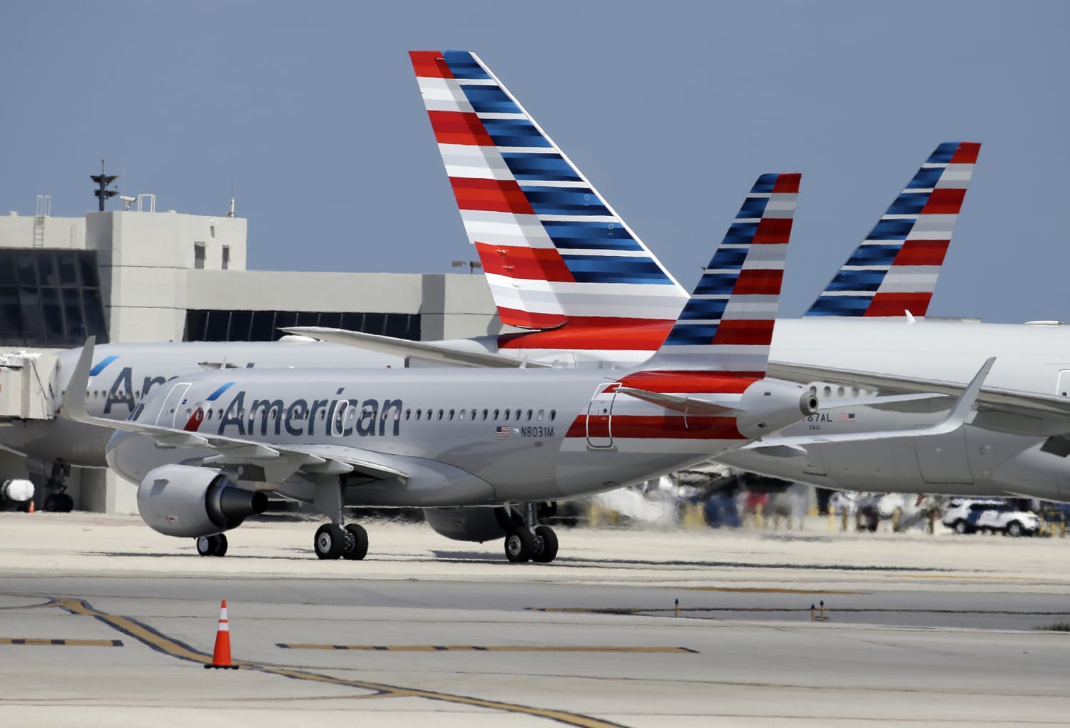 Stowaway found in plane’s landing gear compartment at Miami airport