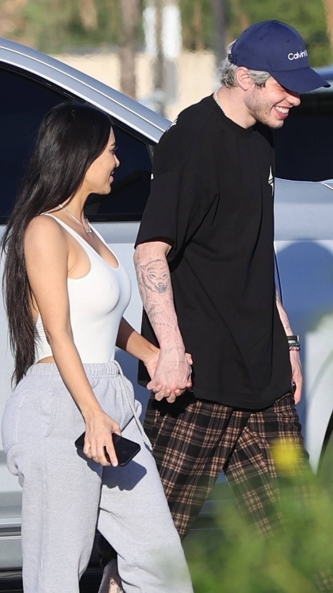 Kim Kardashian y Pete Davidson ya se toman de la mano en público