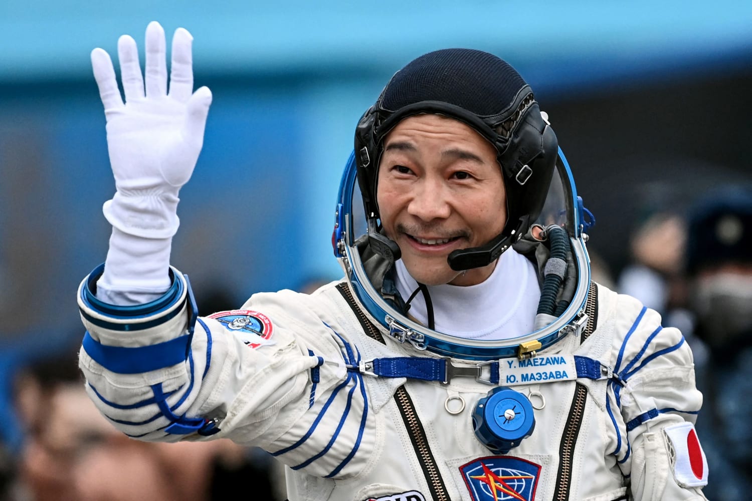 Japanese tycoon takes off for International Space Station