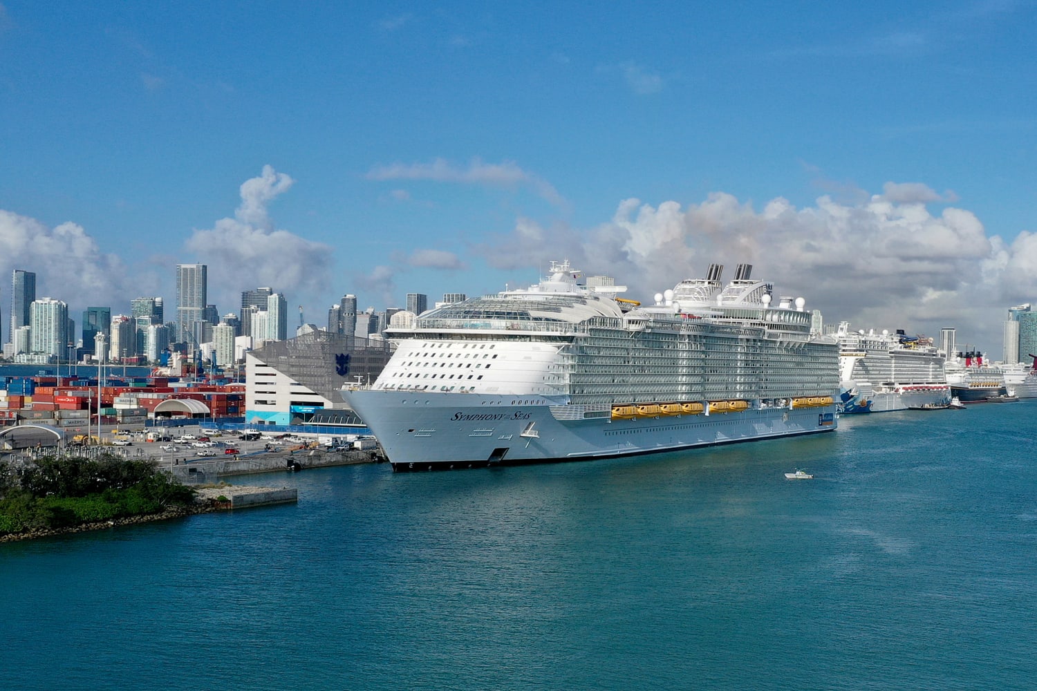 Symphony of the Seas: Royal Caribbean's giant cruise ship in photos