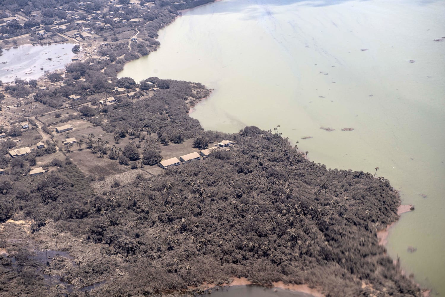 Thick Ash Covers Tonga’s Capital After Huge Volcano Eruption