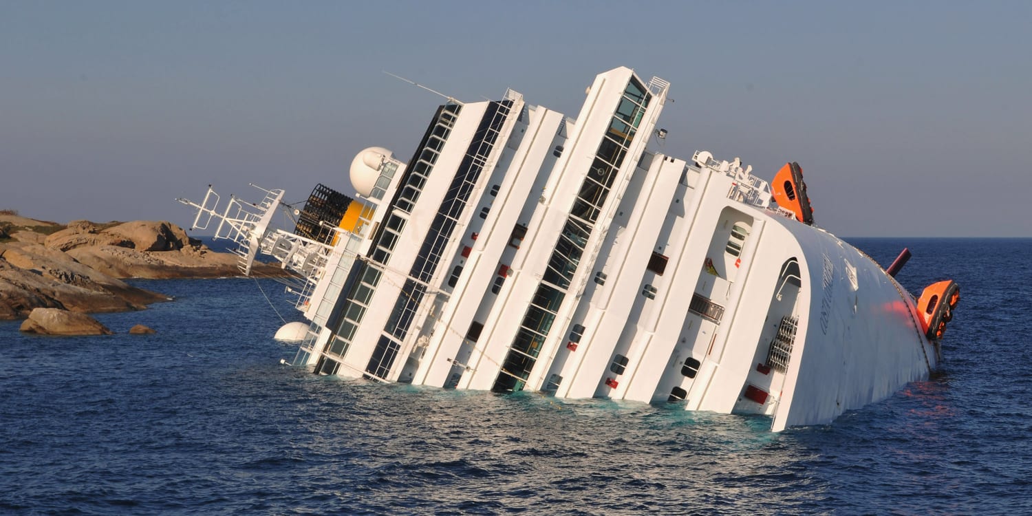 sinking cruise ship 2022