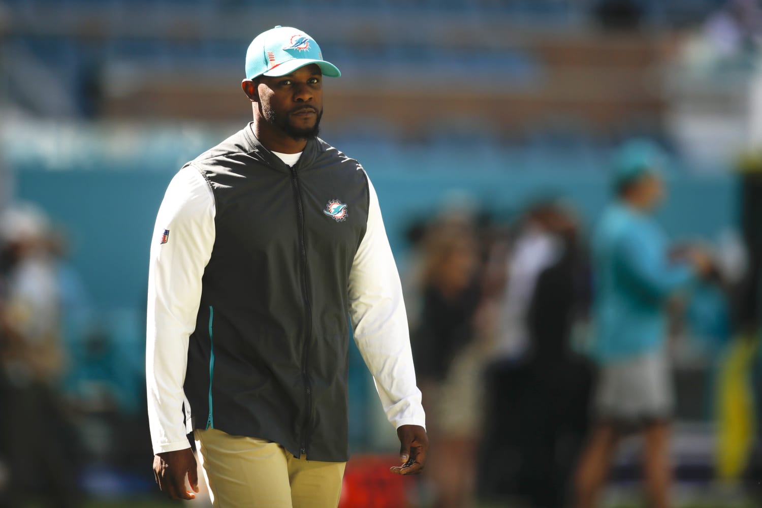 Biracial Miami Dolphins coach addresses ethnicity conversation