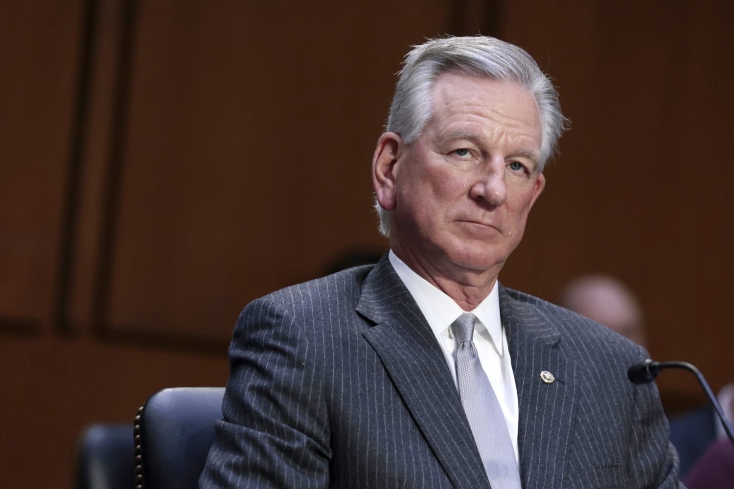 Tuberville’s pledge to veterans adds to the Republican’s troubles (msnbc.com)