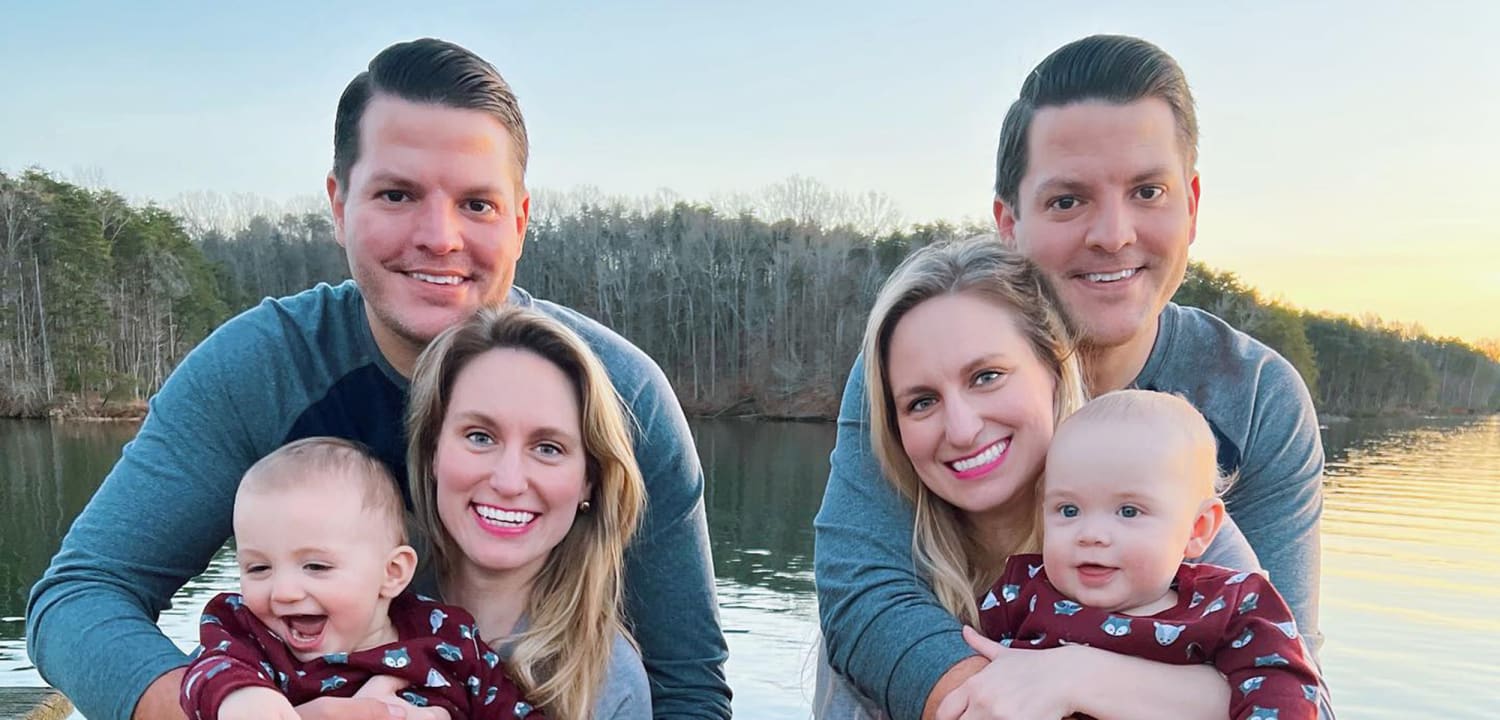 Siblings Meet For The First Time After Finding Each Other Online